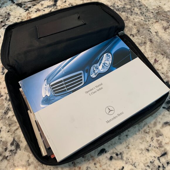 Mercedes-Benz Operator's Manual C-Class Sedan - Picture 1 of 7